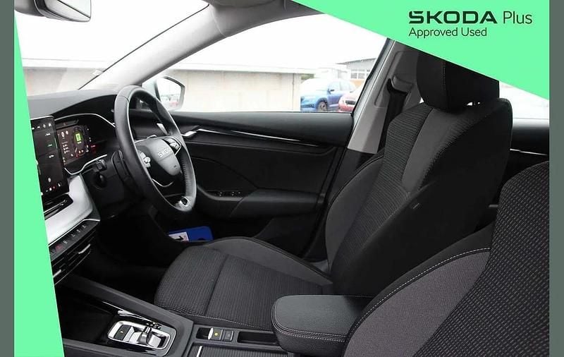 Used Skoda Octavia SE Technology 147 HP (108 kW) 2025 Moon white metallic Estate