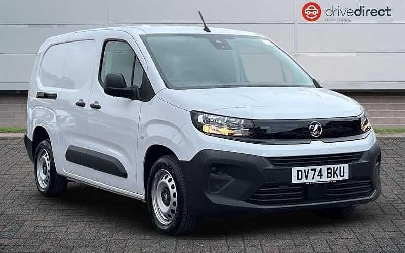 White New 2024 Vauxhall Combo S MPV | £14,649 (Good price) - Image 1/4