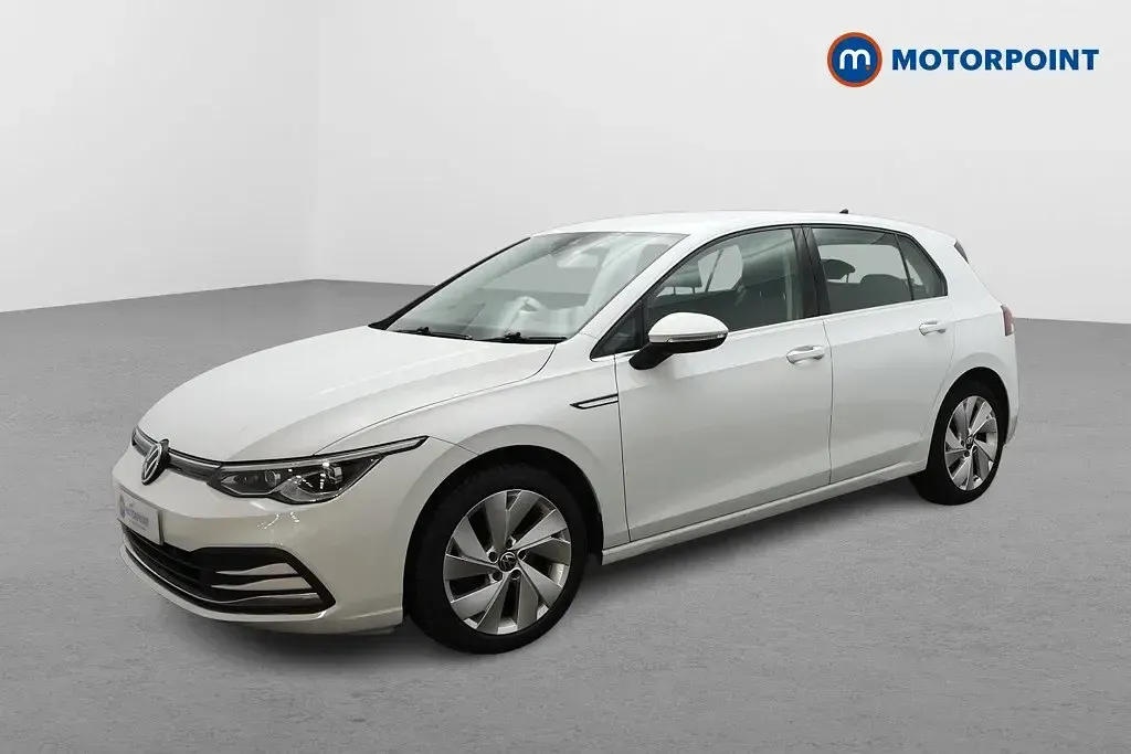 Begagnad VW Golf VII Style 2020 Vit Halvkombi