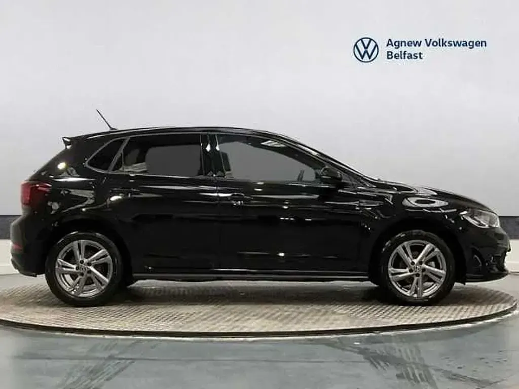 Used VW Polo R-line 95 HP (69 kW) 2022 Black Hatchback