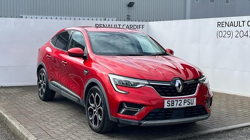 Used Renault Arkana Techno 142 HP (104 kW) 2023 Red SUV