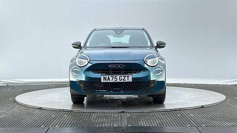 New Fiat 600 S 100 HP (73 kW) 2025 Green Hatchback