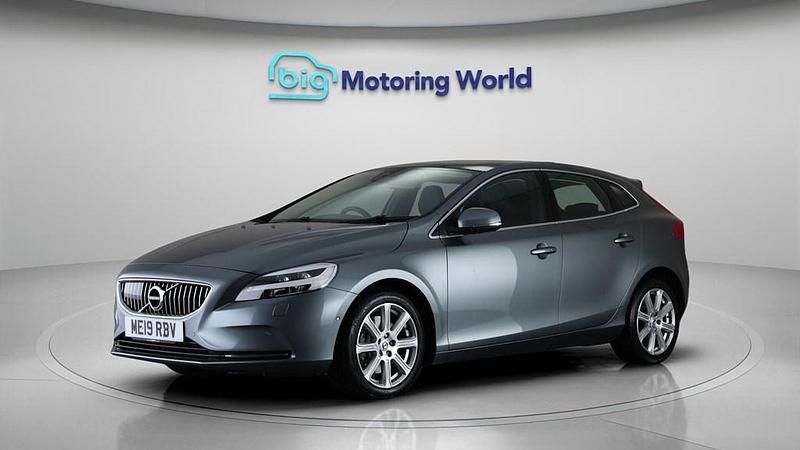 Used Volvo V40 Inscription 152 HP (111 kW) 2019 Grey Hatchback