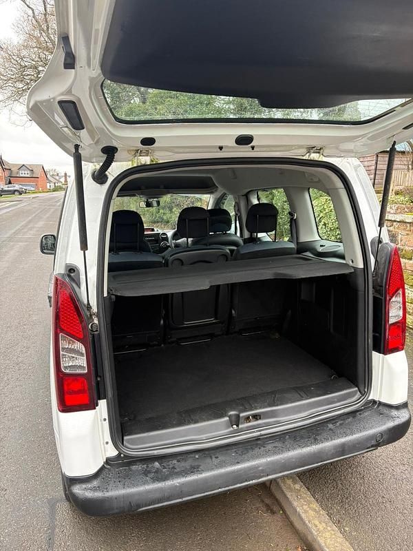 Used Citroën Berlingo XTR 2013 White MPV