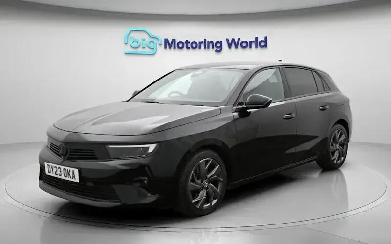 Used Vauxhall Astra 179 HP (131 kW) 2025 Hatchback