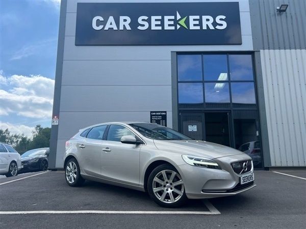 Gold Used 2018 Volvo V40 Inscription Estate | £11,291 (Fair price) - Image 1/1