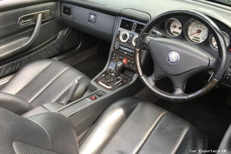 Used Mercedes SLK320 218 HP (160 kW) 2000 Cabriolet