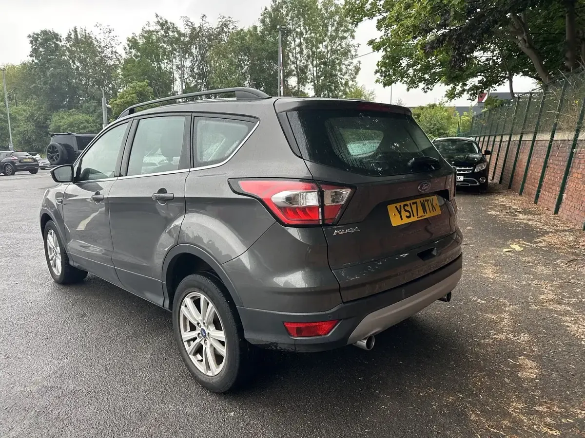 Used Ford Kuga Zetec 120 HP (88 kW) 2017 Grey SUV