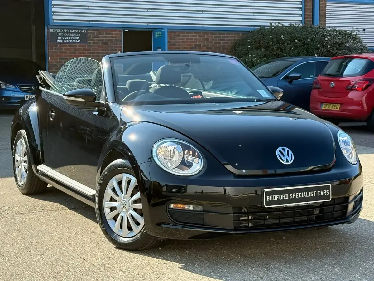 Used VW Beetle 103 HP (75 kW) 2016 Black Hatchback