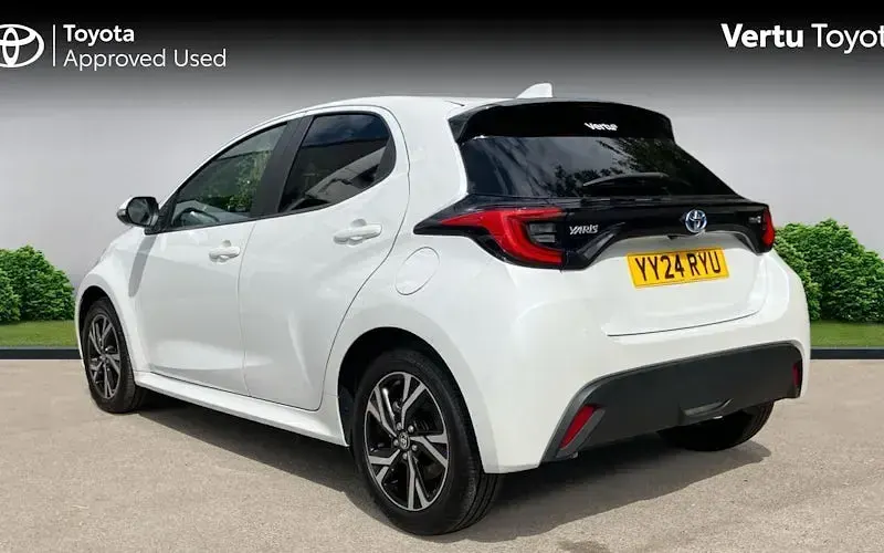 Used Toyota Yaris Design 116 HP (85 kW) 2026 Hatchback