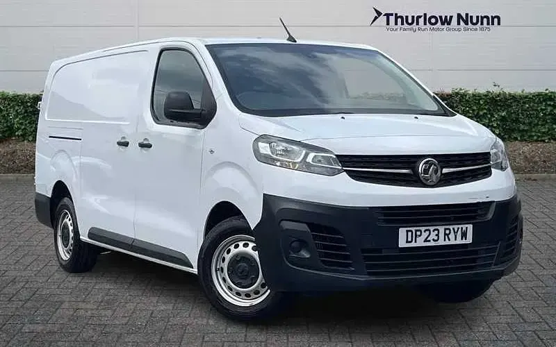 Used Vauxhall Vivaro S 101 HP (74 kW) 2023 MPV