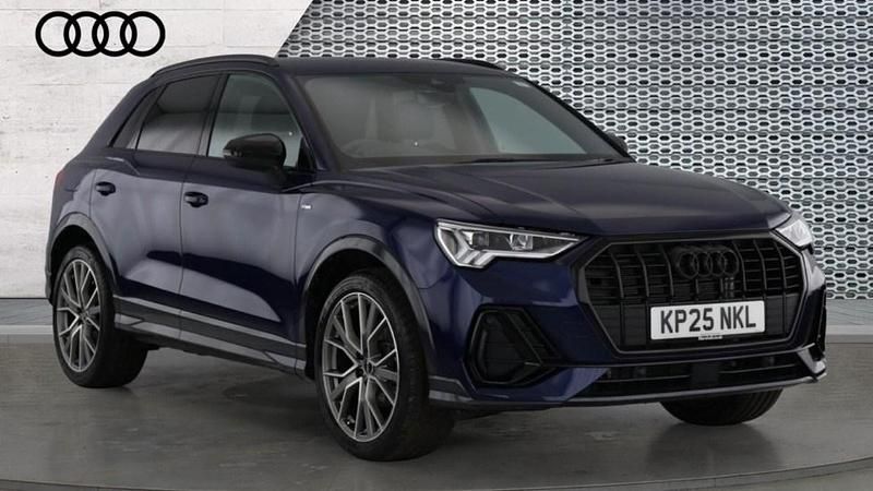 Used Audi Q3 Black Edition 147 HP (108 kW) 2025 Blue SUV