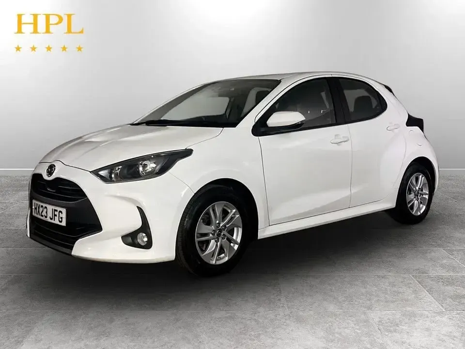 Used Mazda 2 116 HP (85 kW) 2023 White Hatchback