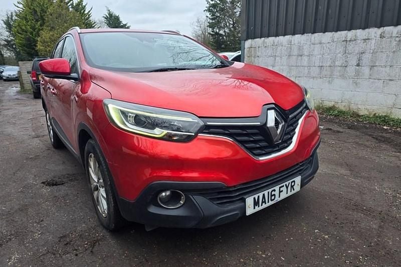 Used Renault Kadjar Dynamique 110 HP (80 kW) 2016 Red SUV
