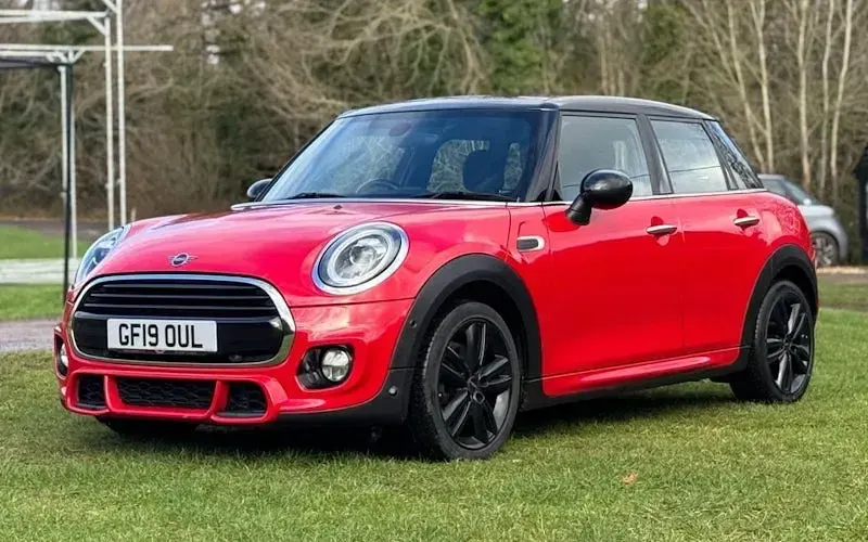 Gebraucht Mini Cooper Hatch 136 PS (100 kW) 2019 Kleinwagen