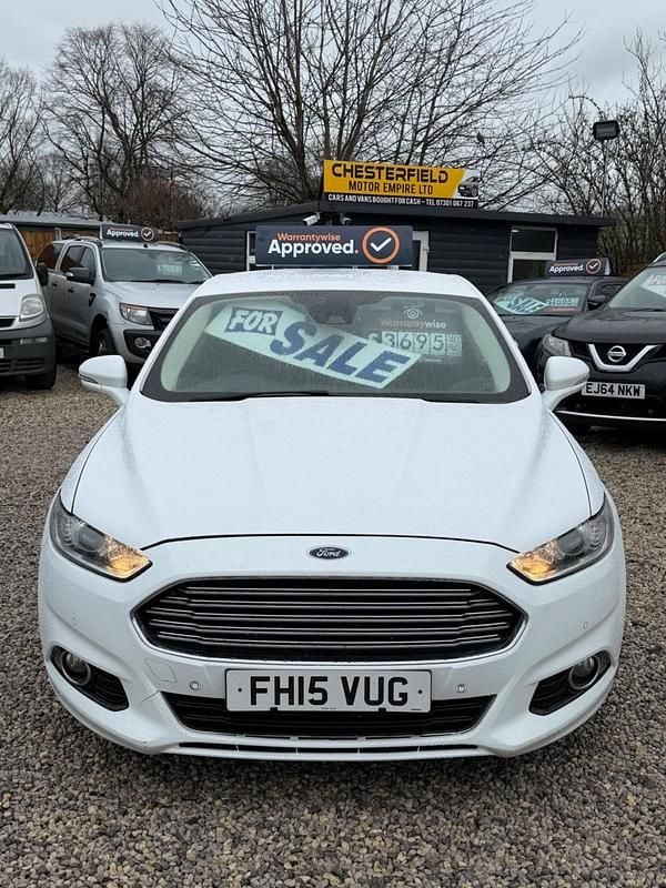 Used Ford Mondeo Titanium 180 HP (132 kW) 2015 White Hatchback