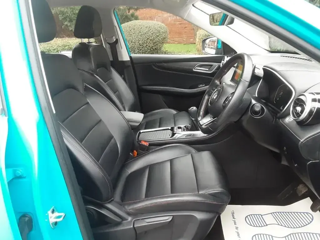 Usado MG HS Excite 162 CV (119 kW) 2023 Azul SUV
