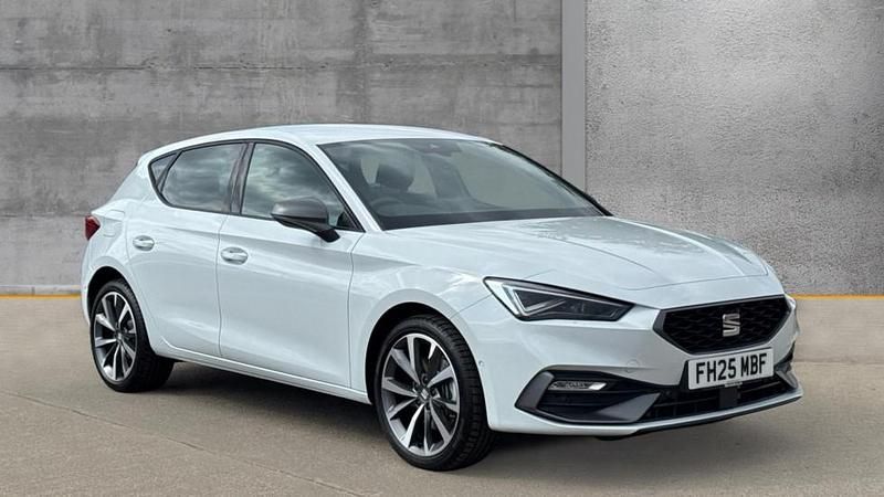 Metallic glacial white New 2025 Seat Leon FR Sport Hatchback | £27,490 (A bit pricey) - Image 1/4