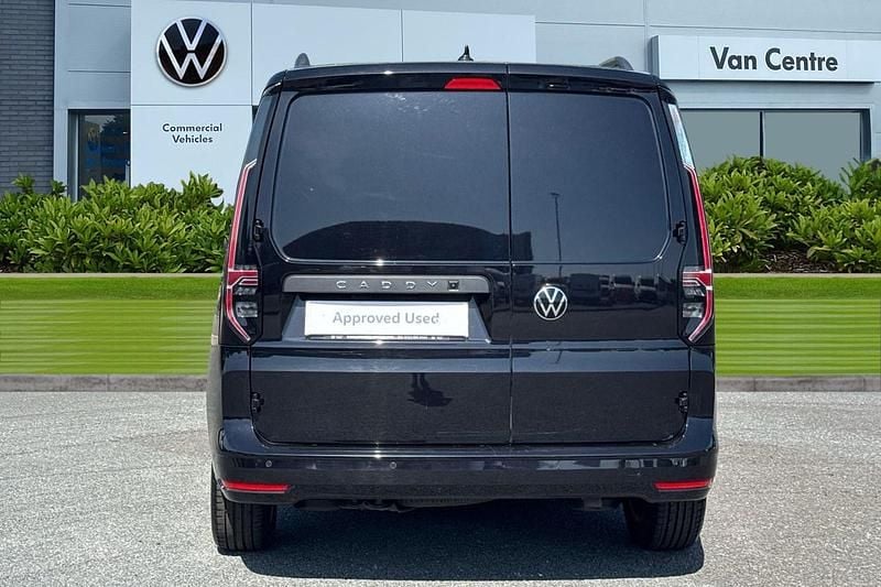 Used VW Caddy Pro 122 HP (89 kW) 2025 Black MPV