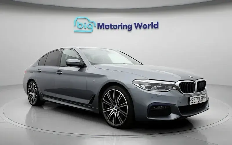 Used BMW 530 M Sport 265 HP (194 kW) 2020 Blue Sedan