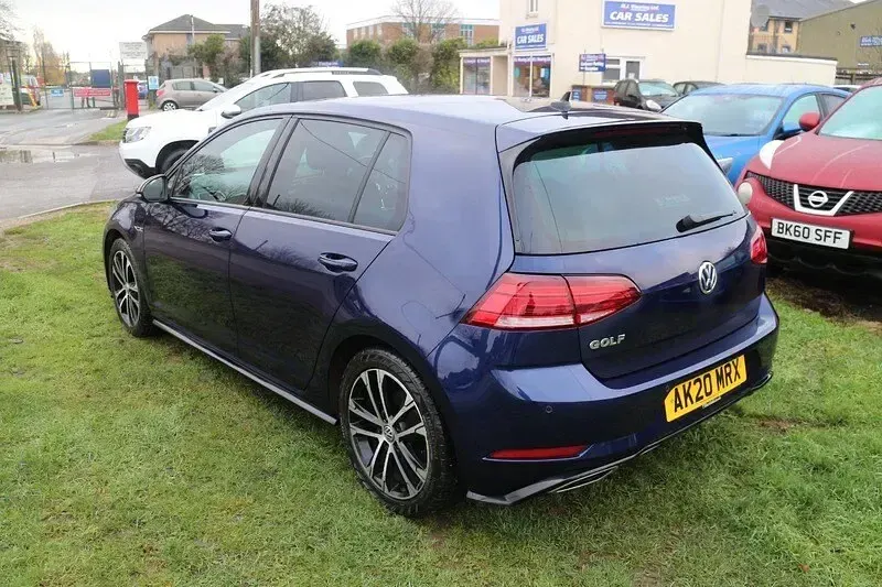 Used VW Golf VII R-line Edition 150 HP (110 kW) 2020 Blue Hatchback