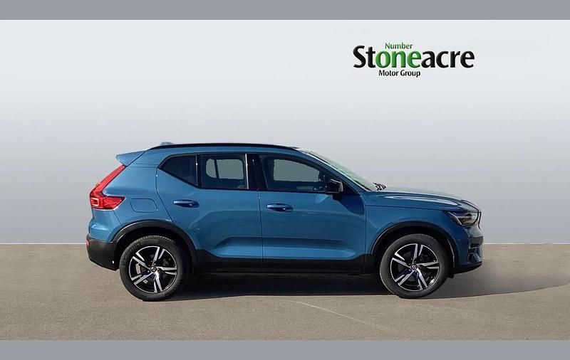Used Volvo XC40 Plus 161 HP (118 kW) 2023 Blue SUV