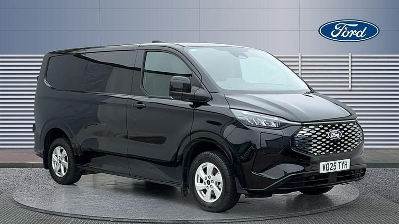 New 2025 Ford Transit Limited Van | £27,300 (Fair price) - Image 1/4