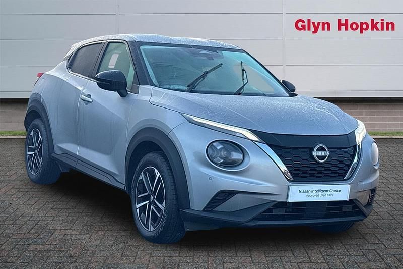 Used Nissan Juke N-Connecta 143 HP (105 kW) 2025 Silver SUV