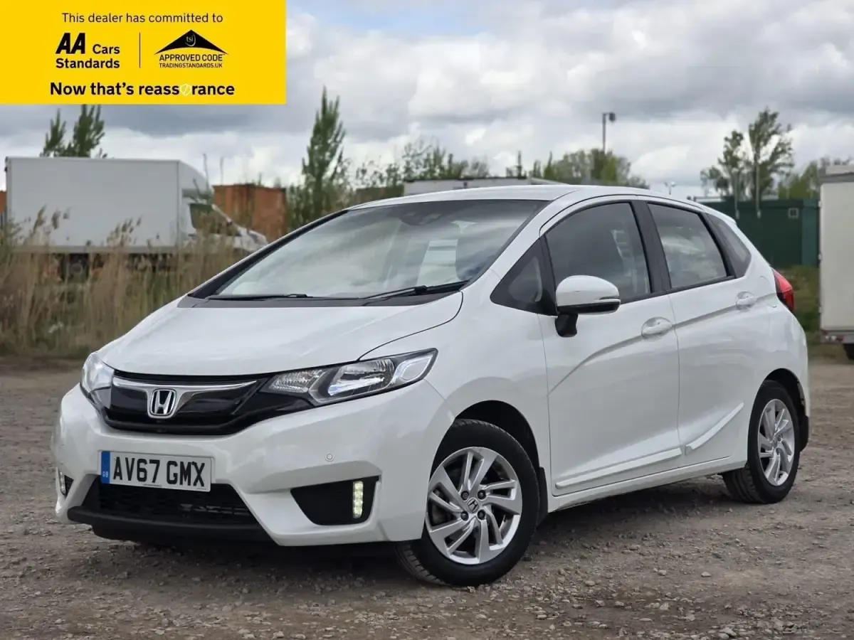Begagnad Honda Jazz SE 102 HK (75 kW) 2017 Vit Halvkombi