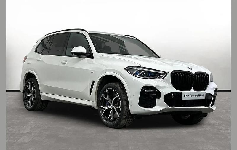 White Used 2022 BMW X5 M Sport SUV | £51,800 (A bit pricey) - Image 1/3