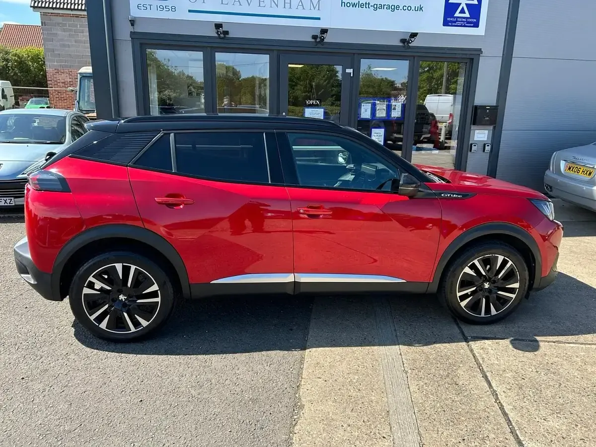 Used Peugeot 2008 GT-line 130 HP (95 kW) 2020 Red SUV