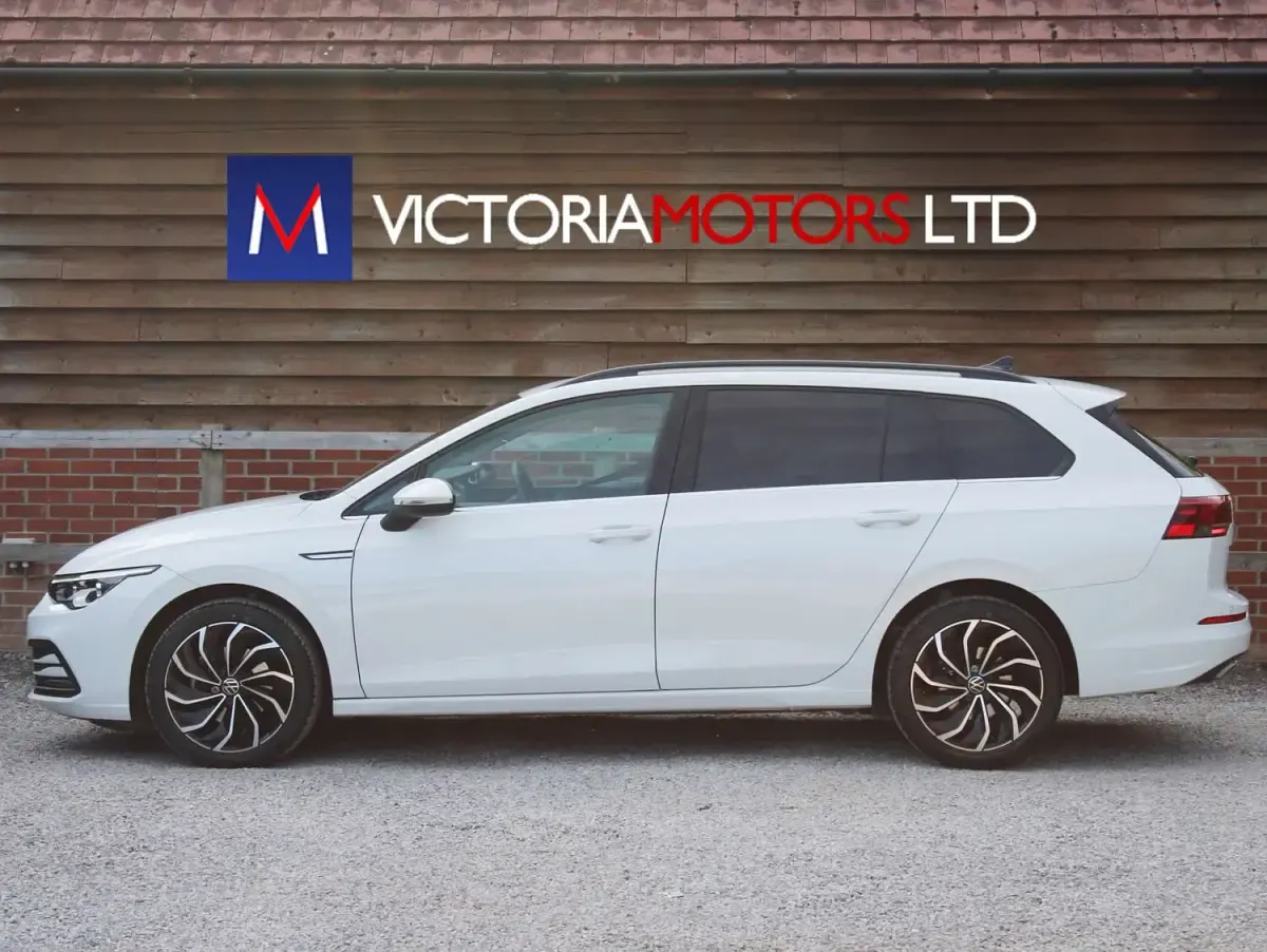 Used VW Golf VIII Style 2024 White Estate