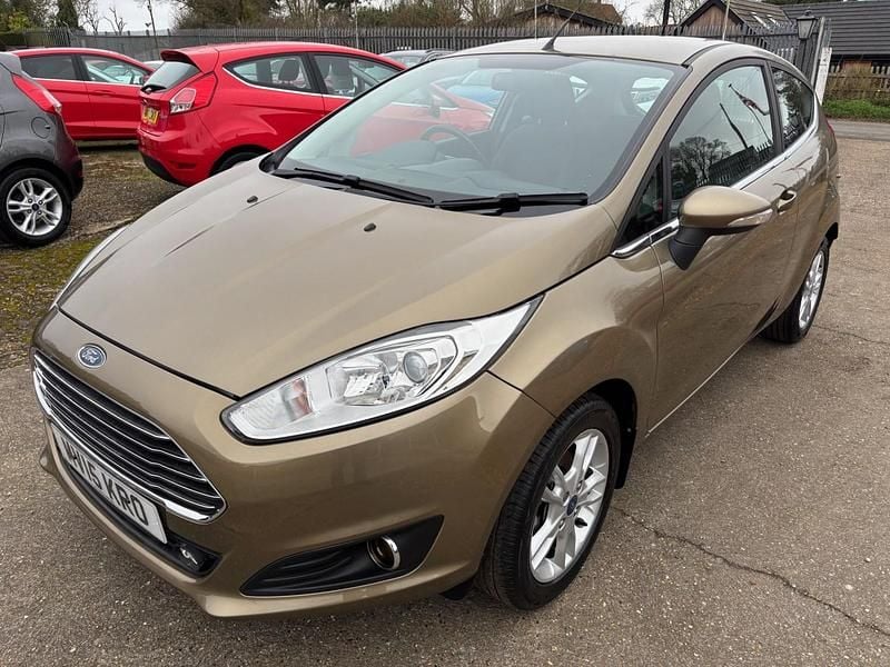 Used Ford Fiesta Zetec 2015 Brown Hatchback