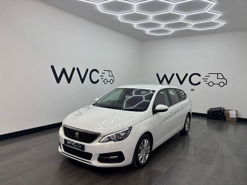 Gebraucht Peugeot 308 Active 2021 Weiß Kombi