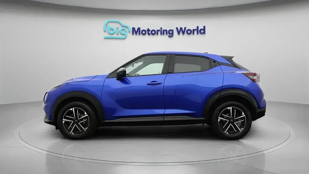 Used Nissan Juke N-Connecta 114 HP (83 kW) 2025 Blue SUV