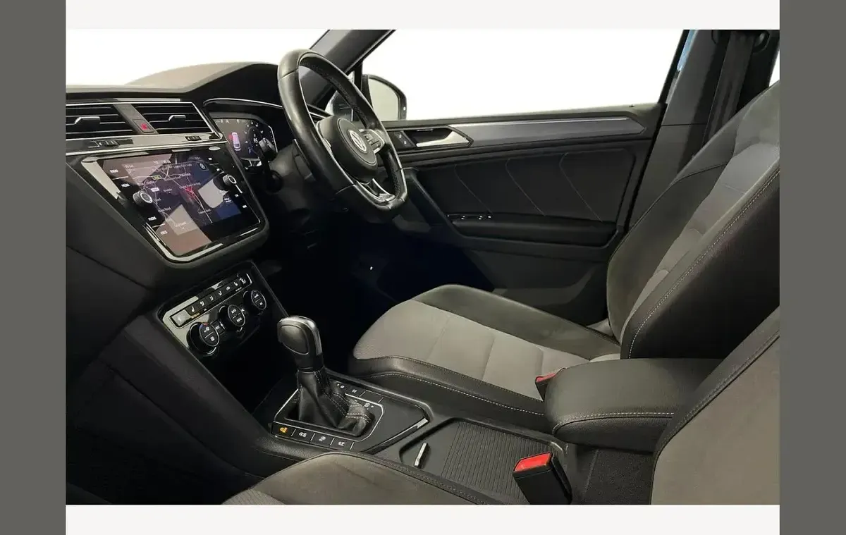Used VW Tiguan R-line 150 HP (110 kW) 2020 Black SUV