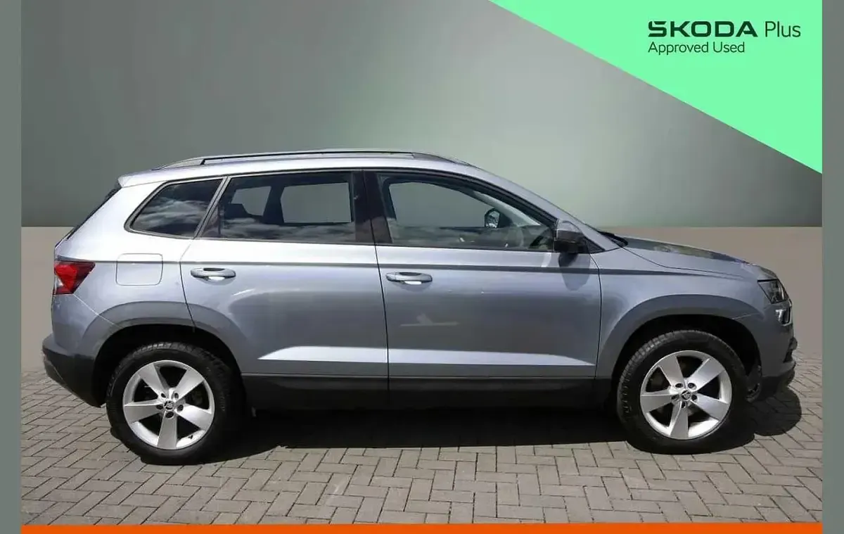 Used Skoda Karoq SE 113 HP (83 kW) 2018 Business grey metallic SUV