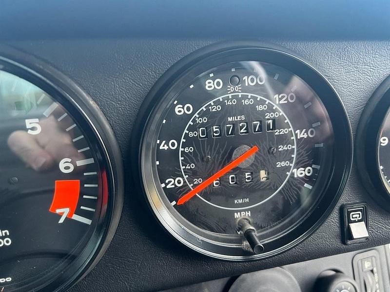 Used Porsche 911 1989 Guards red Coupe