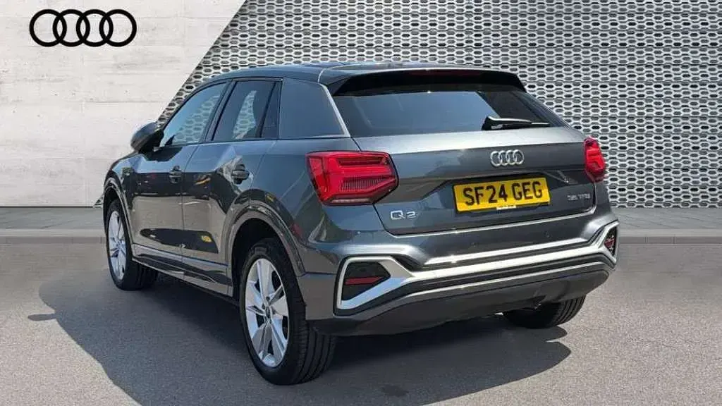Used Audi Q2 S-Line 150 HP (110 kW) 2024 Grey SUV