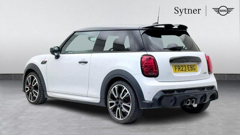Used Mini John Cooper Works Hatch 228 HP (167 kW) 2023 White Hatchback