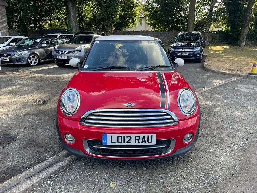 Used Mini Cooper D Hatch 112 HP (82 kW) 2012 Red Hatchback