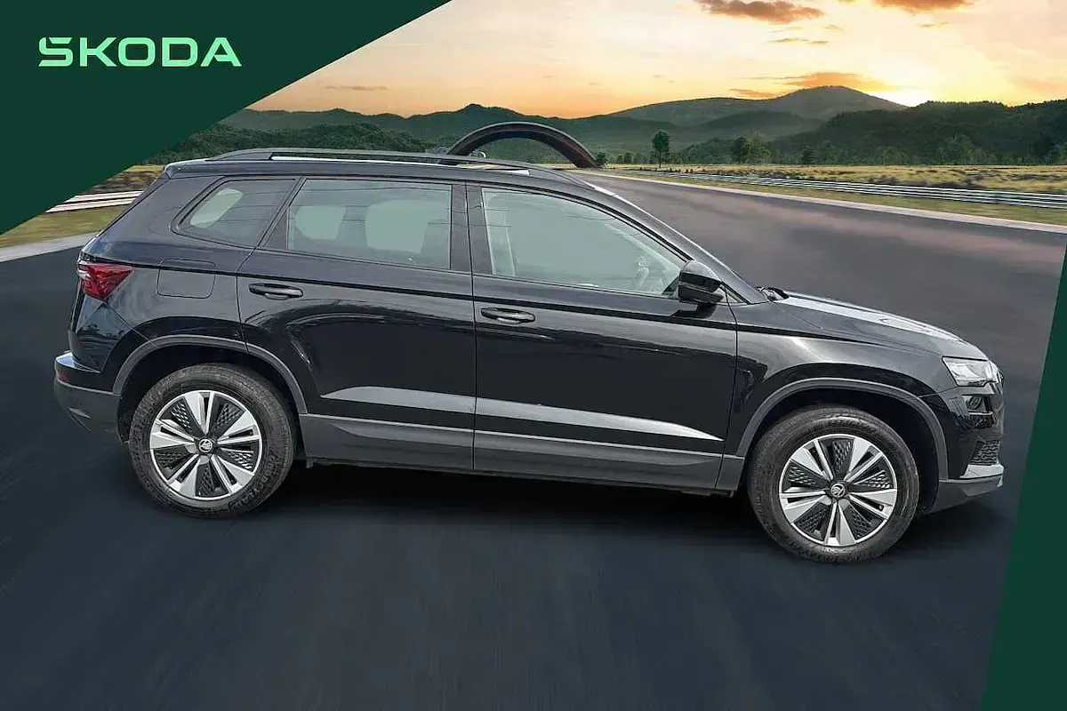 Used Skoda 110 R SE Drive 81 HP (59 kW) 2023 Black magic pearl effect Estate