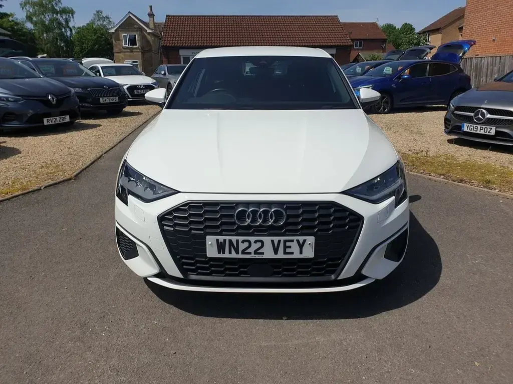 Used Audi A3 Business 110 HP (80 kW) 2022 White Sedan