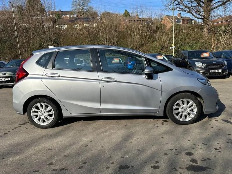 Used Honda Jazz SE 102 HP (75 kW) 2019 Silver Hatchback