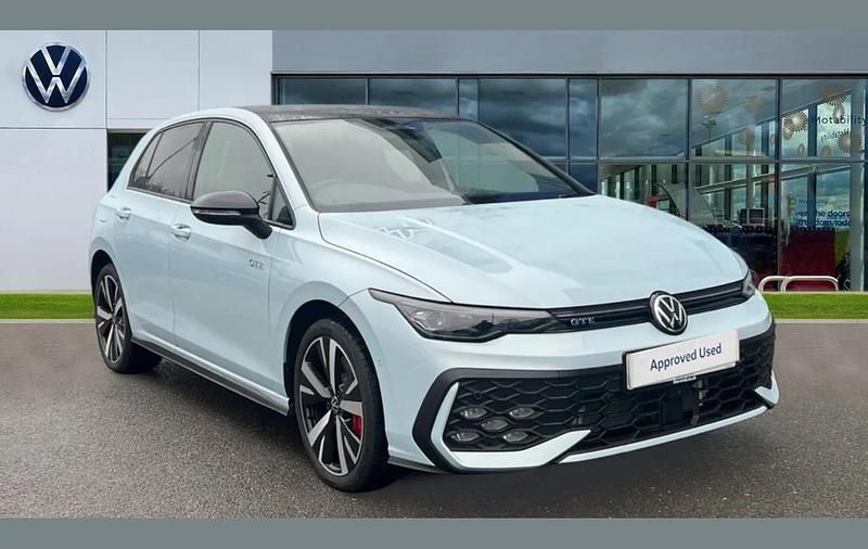 New VW Golf VIII GTE 267 HP (196 kW) 2026 Blue Hatchback