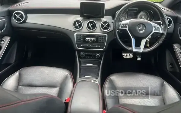 Käytetty Mercedes CLA220 AMG 2014 Valkoinen Sedan