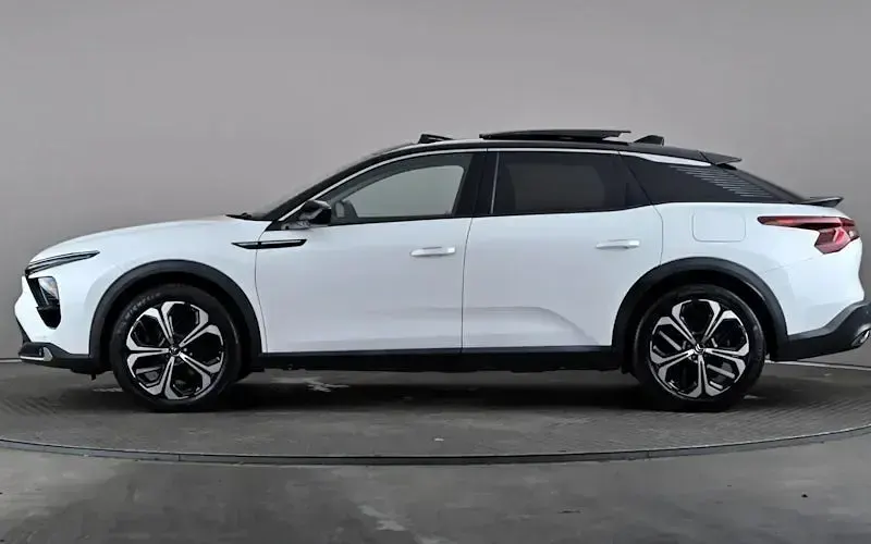 Used Citroën C5 X Shine 224 HP (164 kW) 2022 White Estate