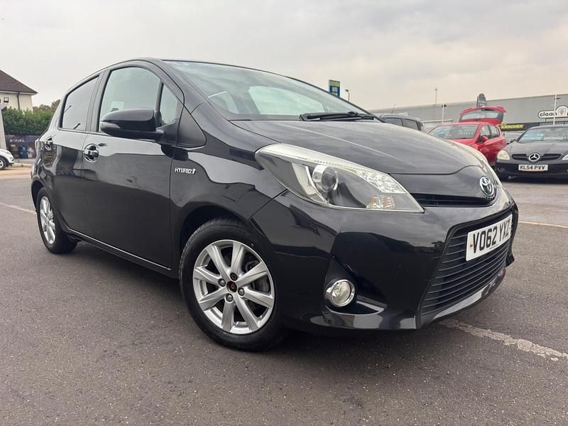 Black Used 2012 Toyota Yaris Hybrid T4 Hatchback | £6,295 - Image 1/3