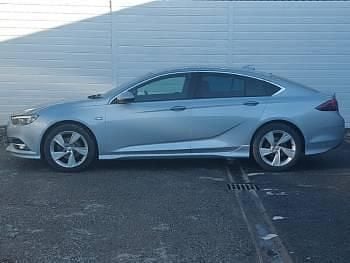 Used Vauxhall Insignia SRi 165 HP (121 kW) 2018 Silver Hatchback