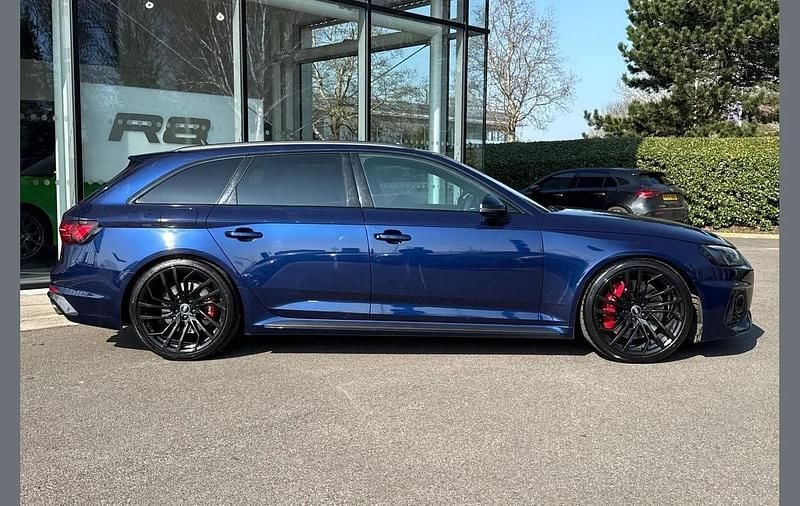 Used Audi RS4 Design 444 HP (326 kW) 2022 Blue Estate